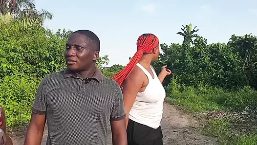 kadın ajan Bayan büyük siyah penis ile müvekkilini sikişiyor