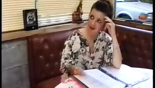 özel öğretmeni tarafından olgun bir kız fena sikildi