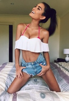 Amanda Pickering porno